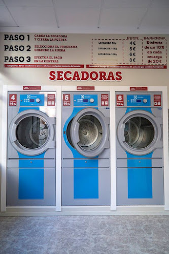 LAVANDERIA AUTOSERVICIO SV