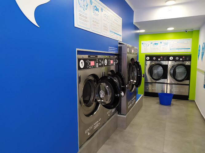 Lavandería Autoservicio La Wash Londres 81 BCN