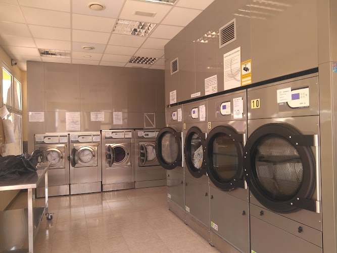 Lavandería autoservicio - El Cardón