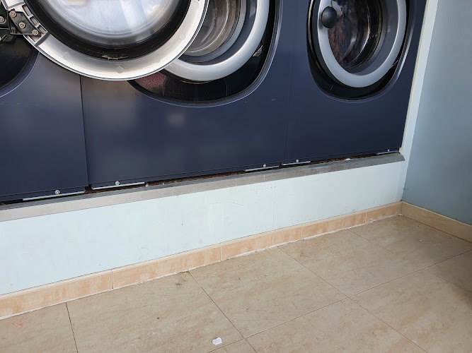 Burbujas Lavanderia Auto-Servicio