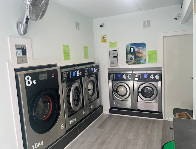 Lavanderia Autoservicio Llibertat