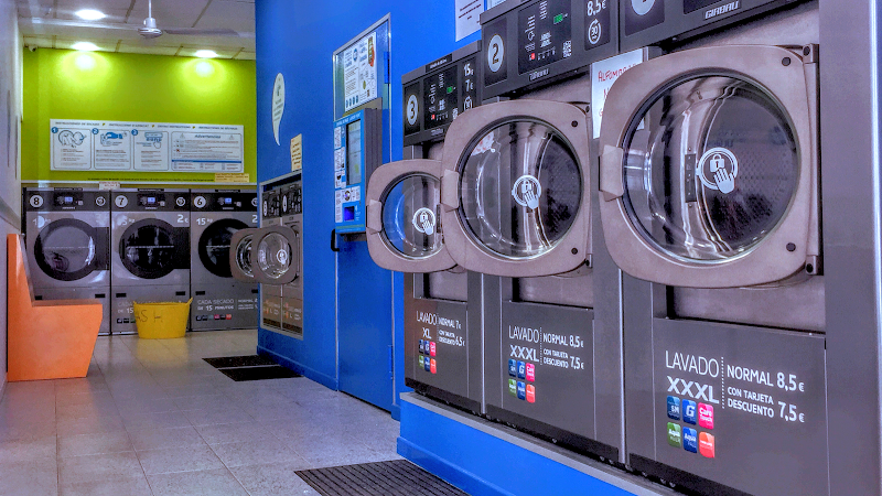 La Wash Lavandería Autoservicio