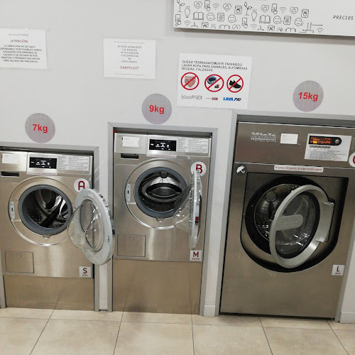 LAVANDERÍA AUTOSERVICIO BLOOMEST EN HUELVA