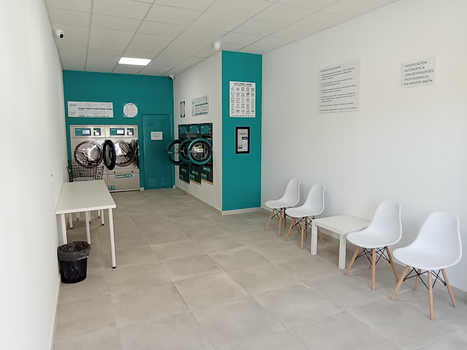 L'acqua lavandería autoservicio